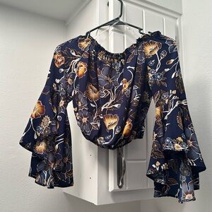 Cropped Bell Bottom Sleeves Shirt